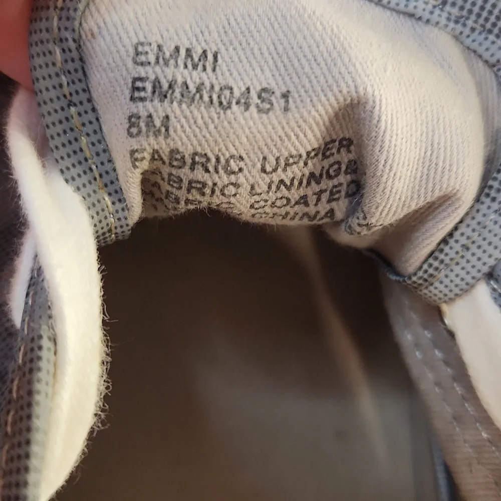 Steve Madden Emmi Platform Sneakers. Size 8